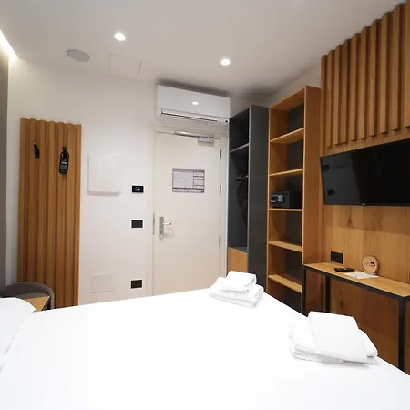 Hotel Arya By Mauro 3*