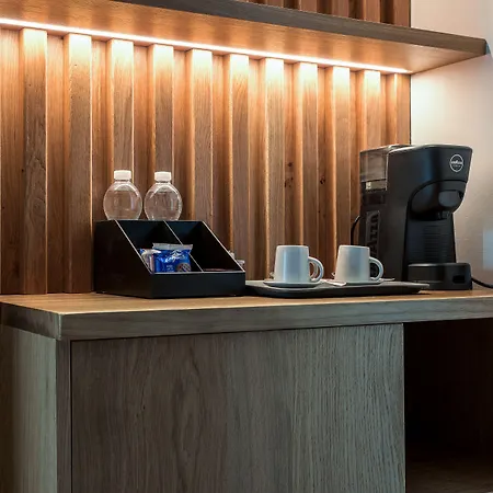 Hotel Western Arya