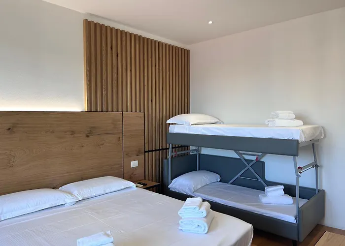 فندق Western Arya 3*